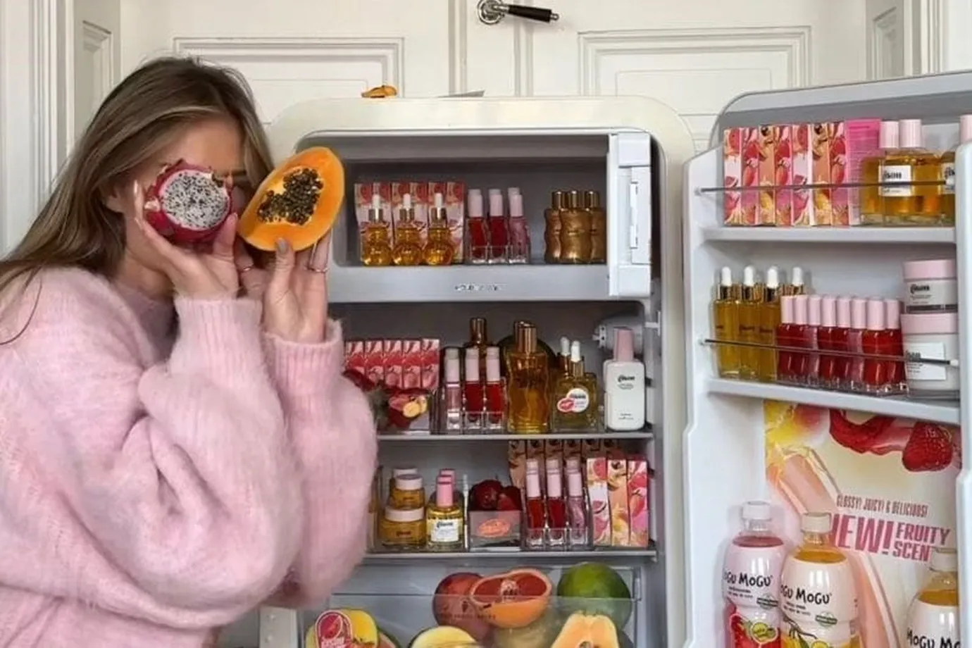 A creator with the fridge Gisou built and sent to her